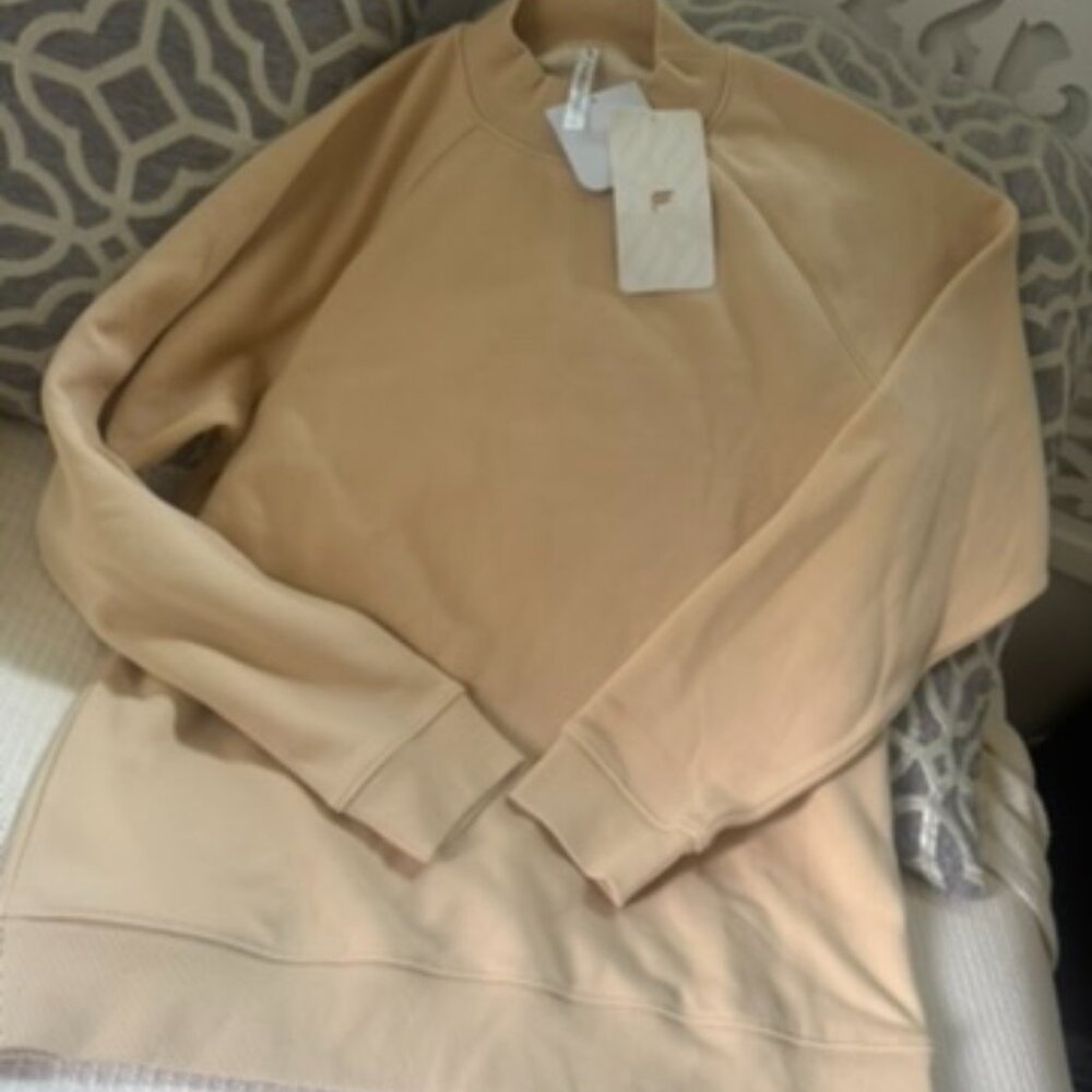 NWT Fabletics Mockneck NWT - image 4